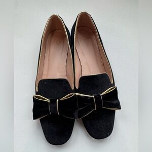 Excellent condition women’s J.Crew velvet bow flats Italian leather and velvet